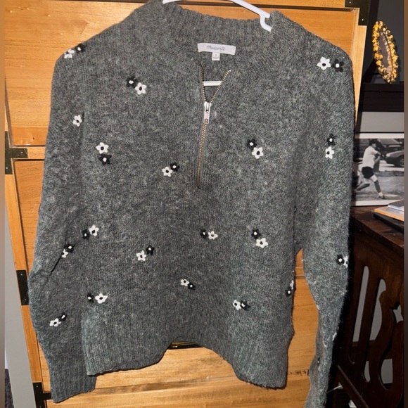 Madewell Sweaters - Madewell Green/grey Floral Sweater